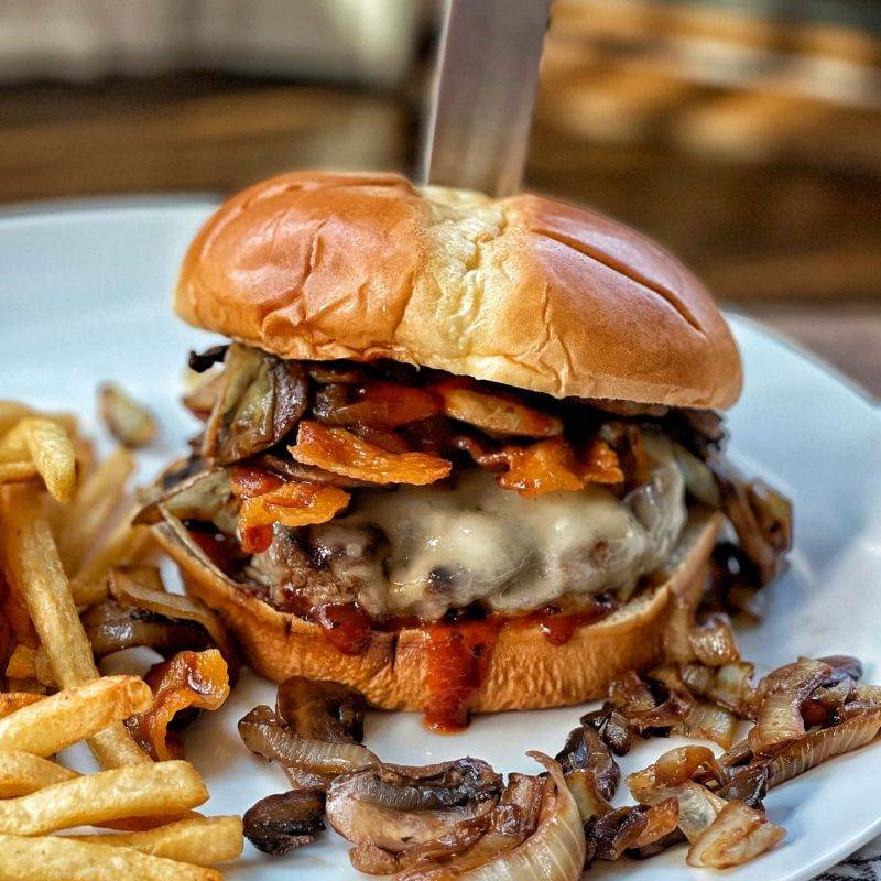 MUSHROOM SWISS BURGER